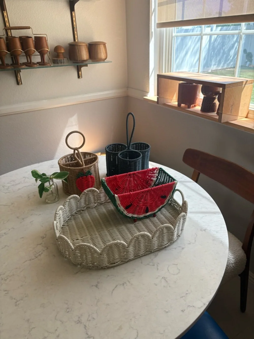 Set of 4 White Wicker Serving Tray, caddy bowl etc